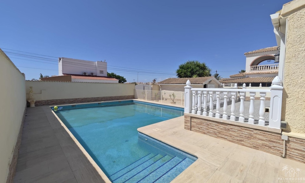 Revente - Villa - Orihuela - Orihuela Costa