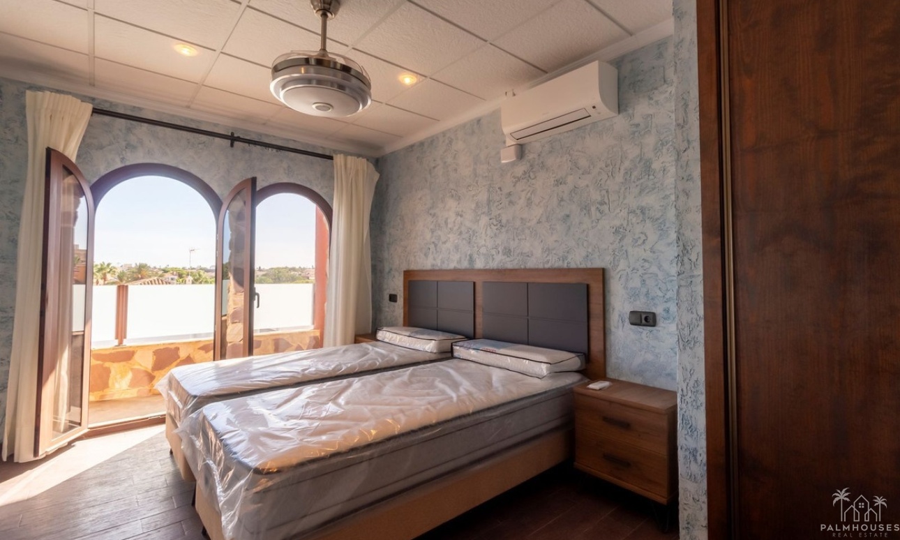 Revente - Villa - Orihuela - Orihuela Costa