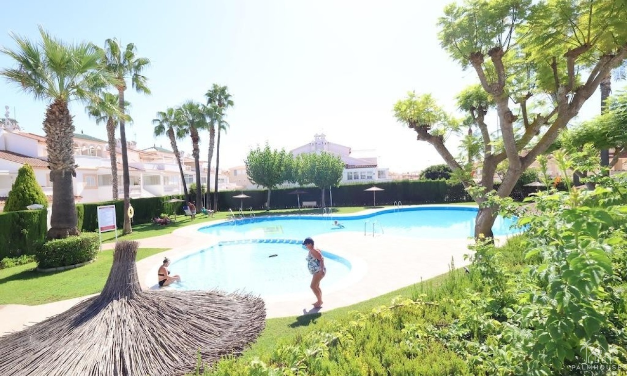 Revente - Villa - Orihuela - Orihuela Costa