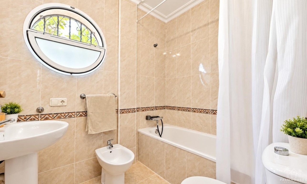Revente - Villa - Orihuela - Orihuela Costa