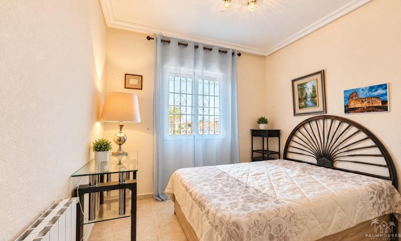 Revente - Villa - Orihuela - Orihuela Costa