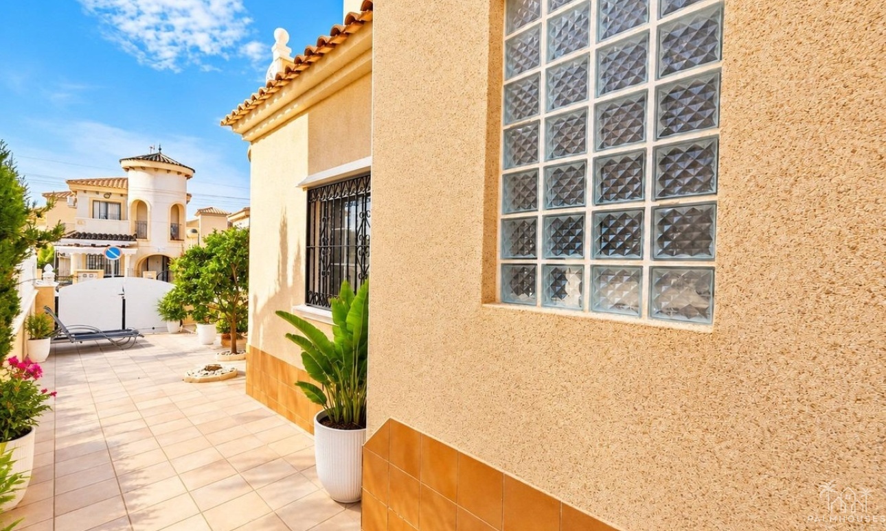 Revente - Villa - Orihuela - Orihuela Costa