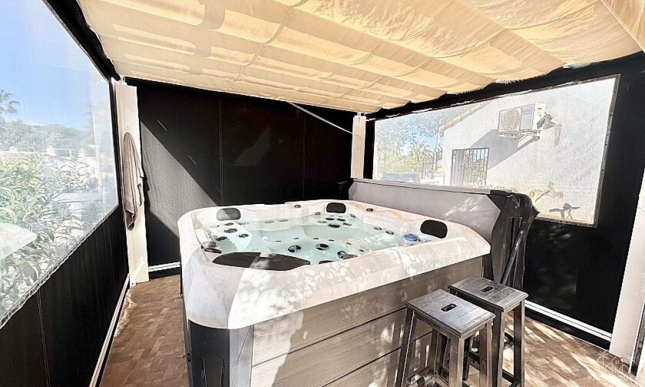 Revente - Villa - Orihuela - Villamartin