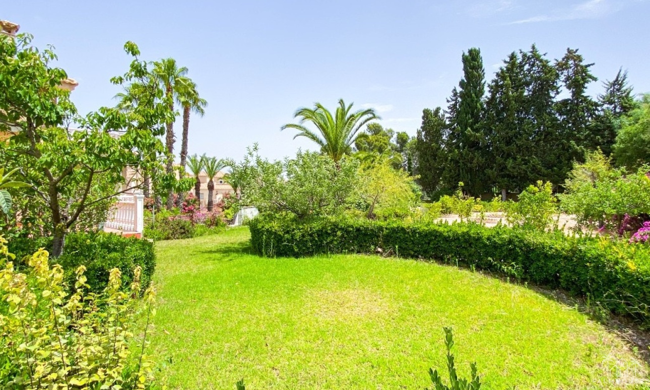 Revente - Villa - Orihuela - Villamartin