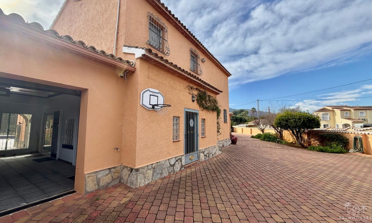Revente - Villa - Pedreguer - Pedreguer Centro