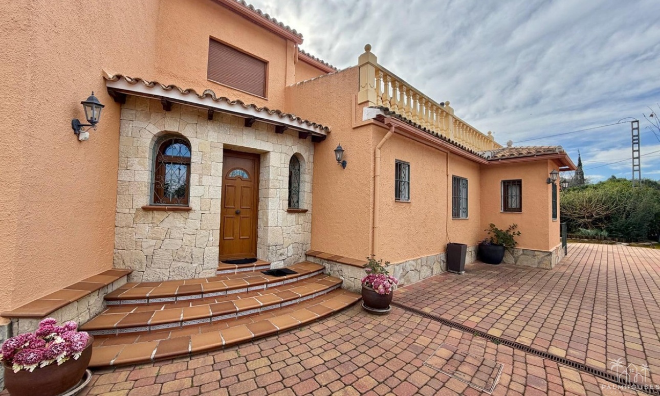 Revente - Villa - Pedreguer - Pedreguer Centro