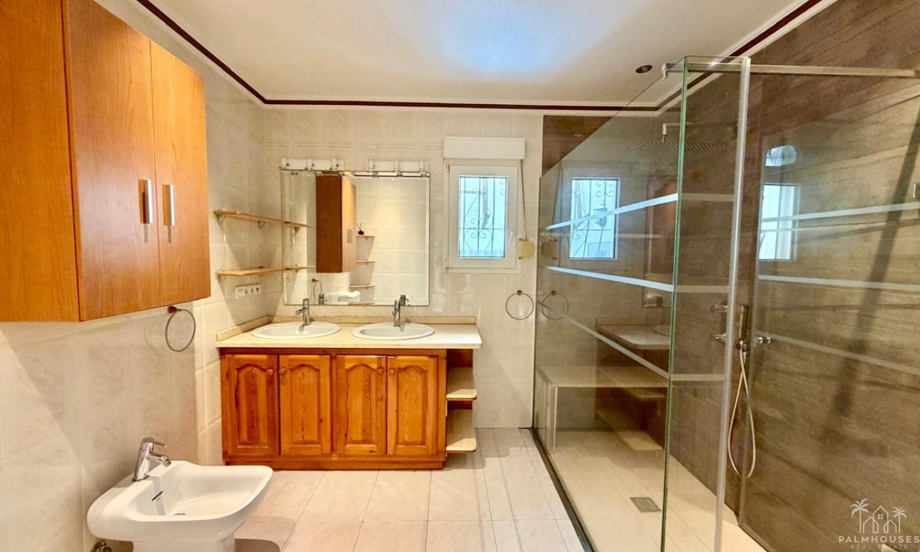 Revente - Villa - Pedreguer - Pedreguer Centro