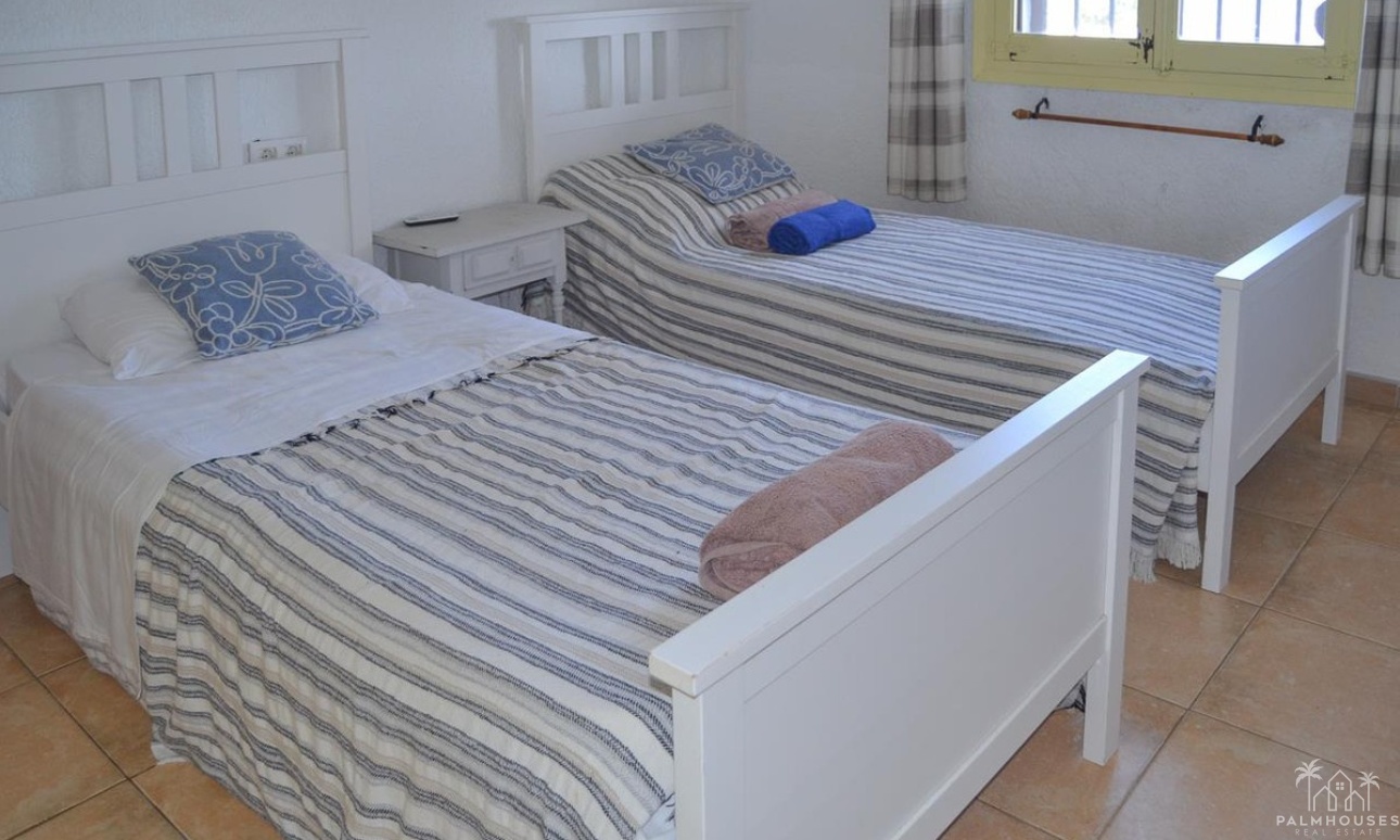 Revente - Villa - Pedreguer - Pedreguer Centro