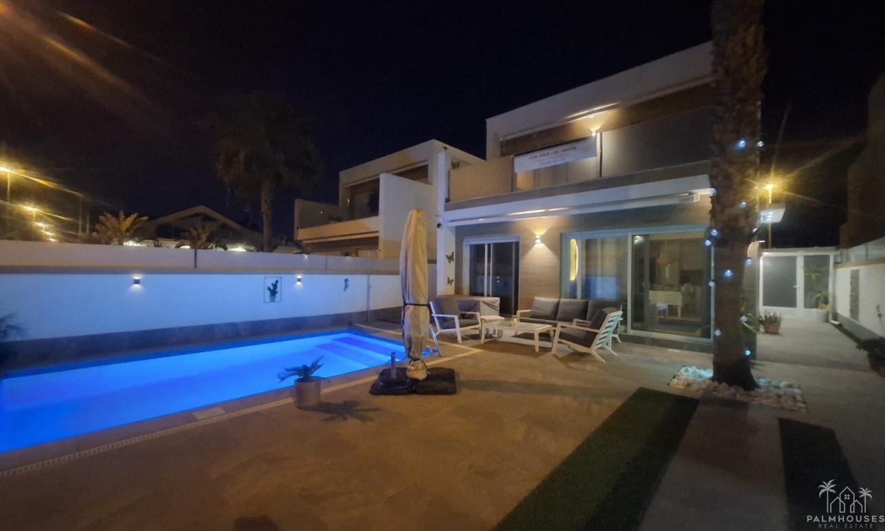 Revente - Villa - Pilar de La Horadada - Costa Blanca