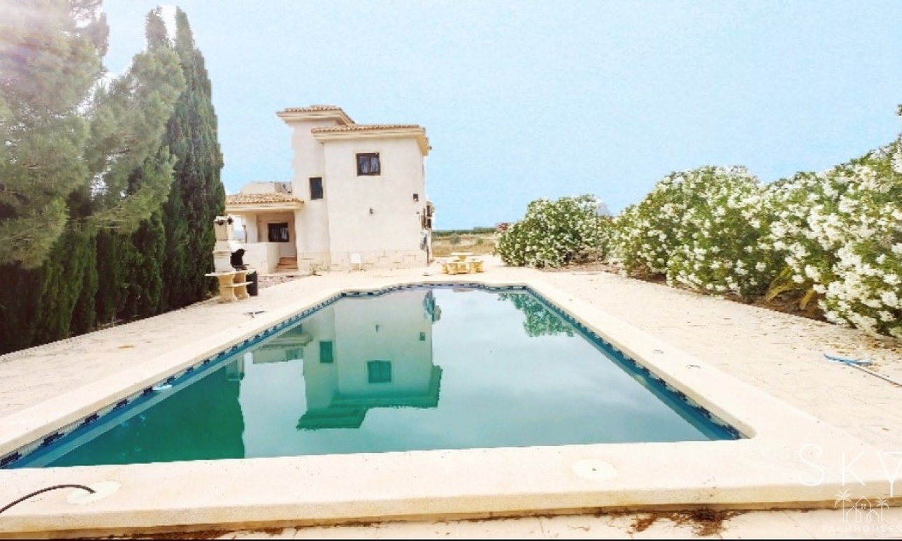 Revente - Villa - Pinoso - Pinoso Centro