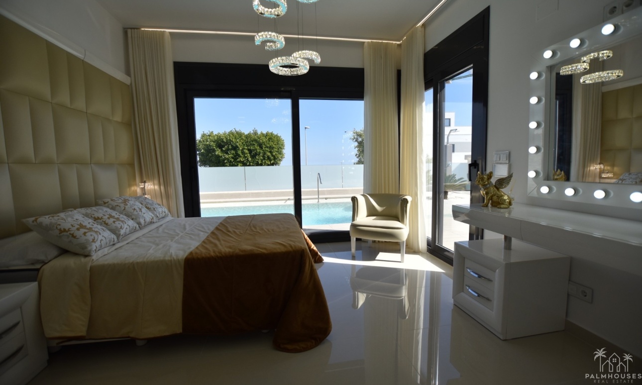 Revente - Villa - San Miguel de Salinas - Inland