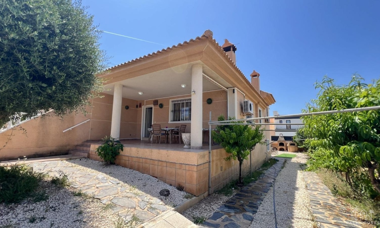 Revente - Villa - Torrevieja - Aguas Nuevas