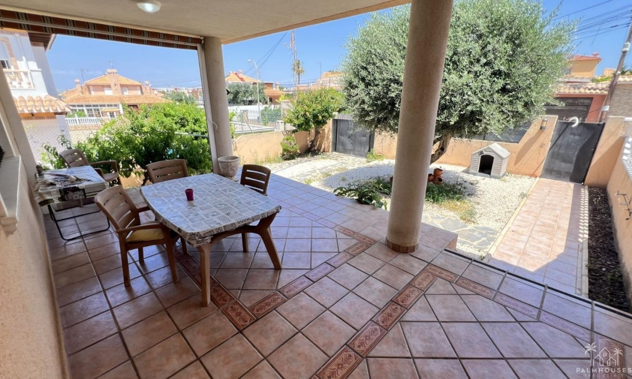 Revente - Villa - Torrevieja - Aguas Nuevas
