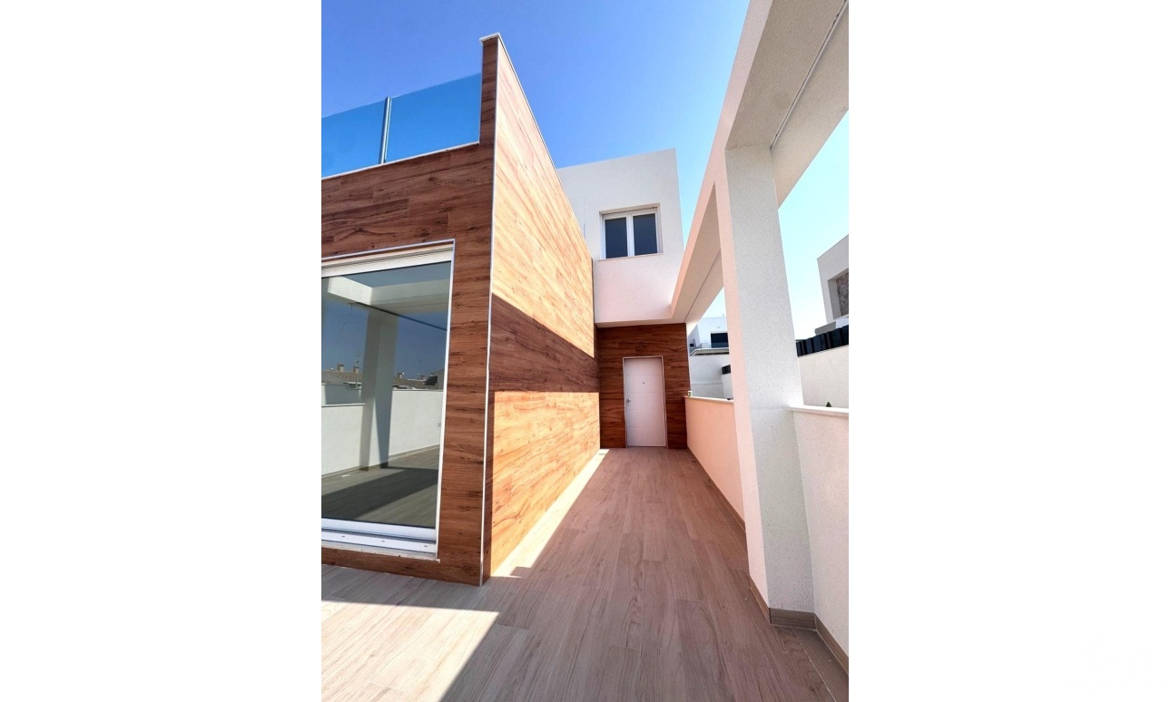 Revente - Villa - Torrevieja - Aguas Nuevas