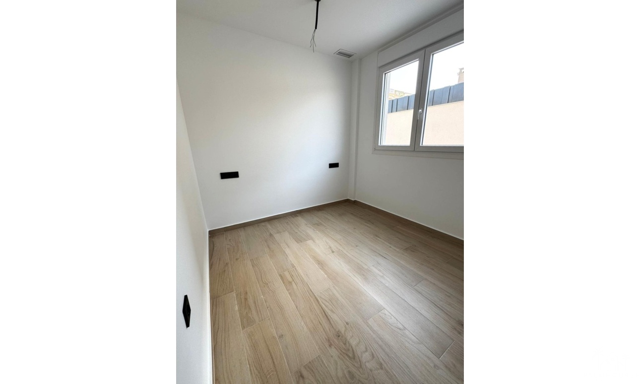 Revente - Villa - Torrevieja - Aguas Nuevas