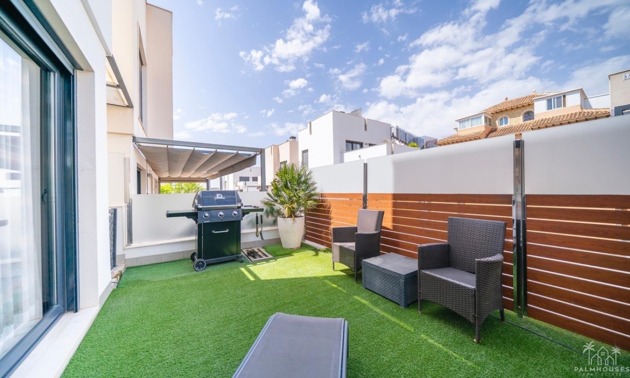 Revente - Villa - Torrevieja - Aguas Nuevas