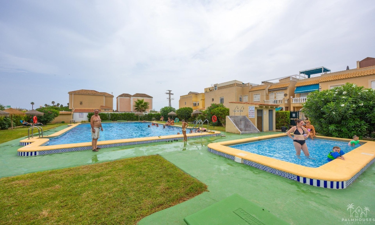 Revente - Villa - Torrevieja - El limonar