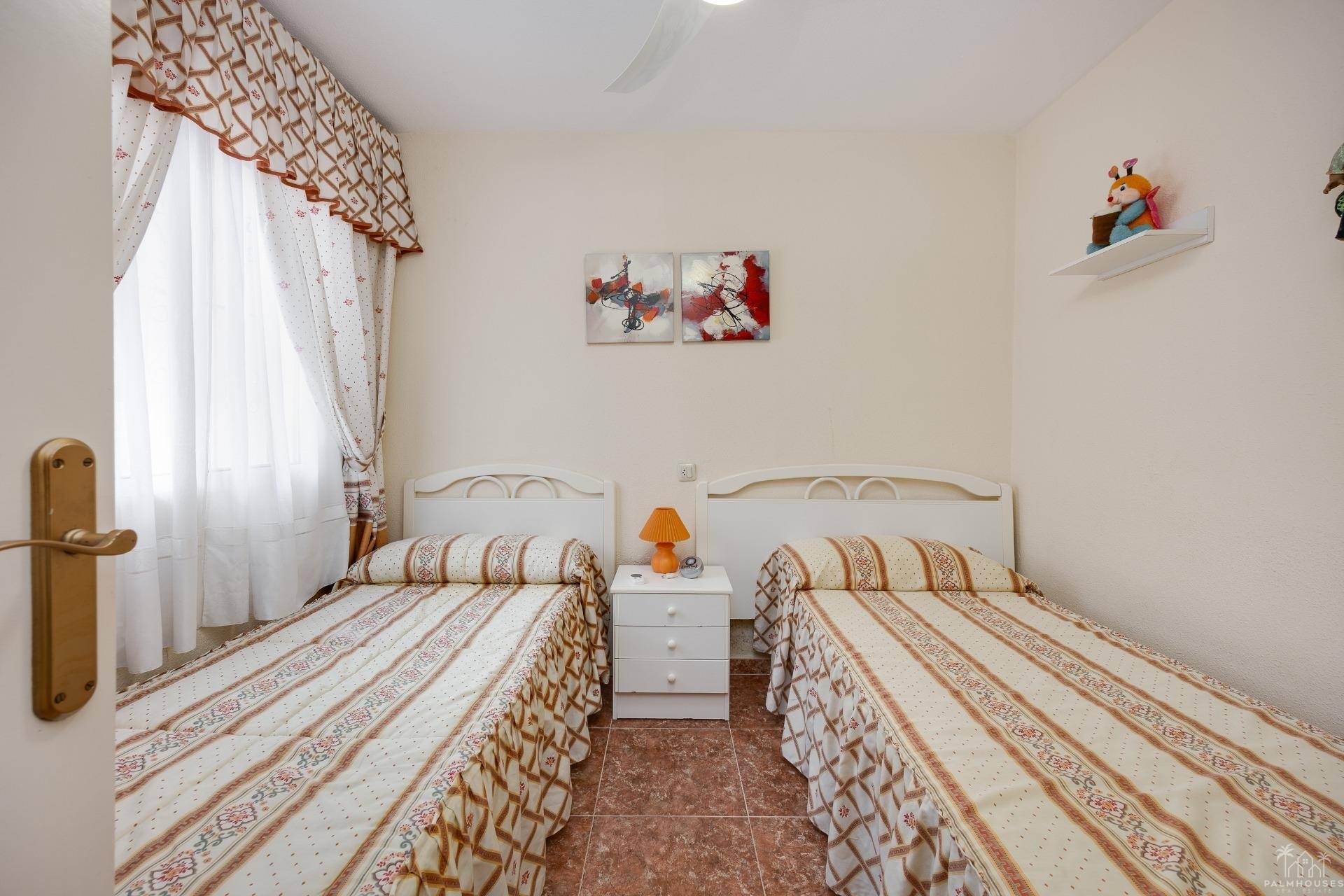 Revente - Villa - Torrevieja - El limonar