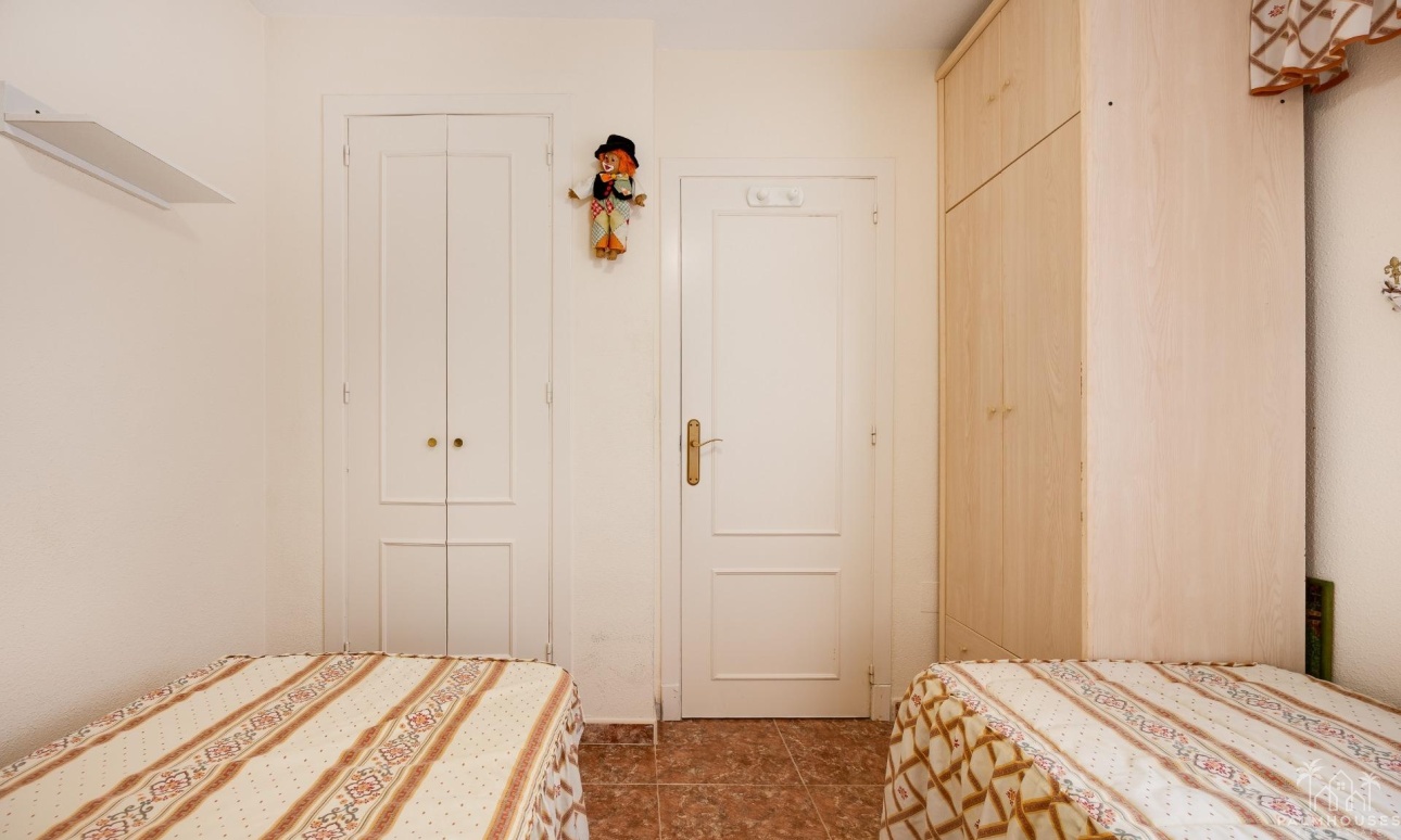 Revente - Villa - Torrevieja - El limonar
