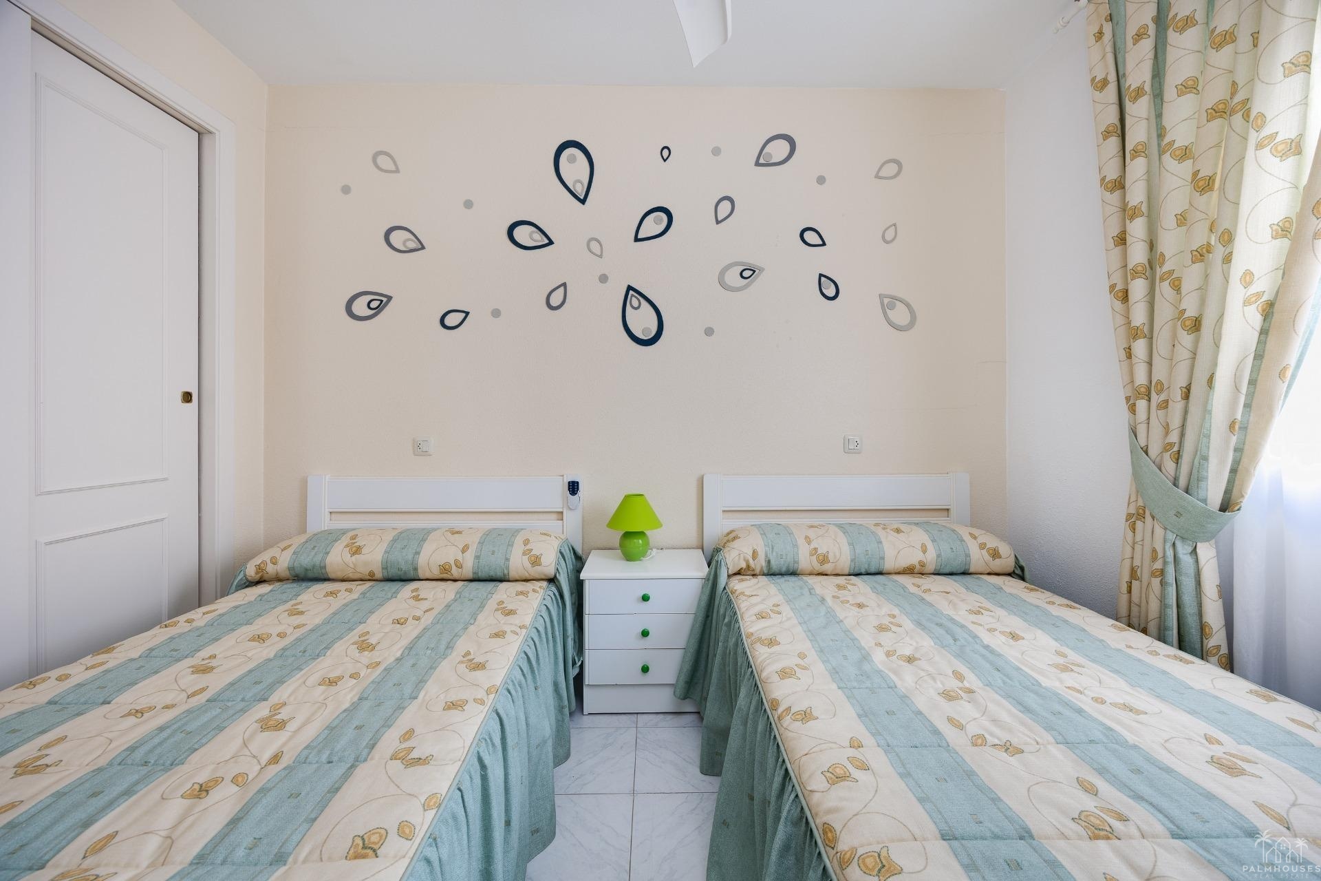 Revente - Villa - Torrevieja - El limonar