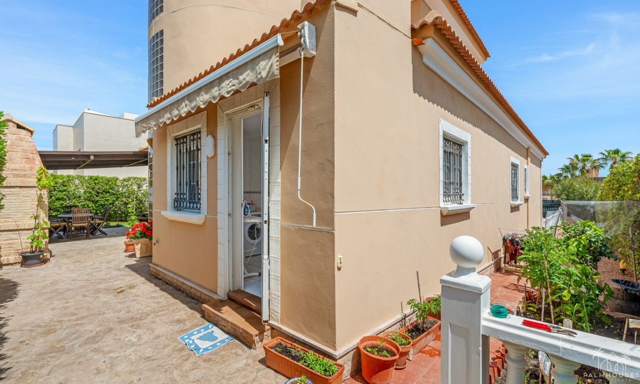 Revente - Villa - Torrevieja - La Mata