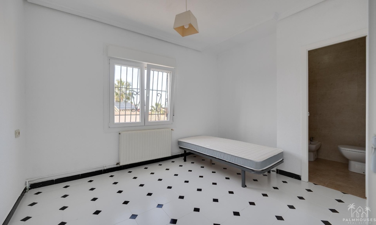 Revente - Villa - Torrevieja - La Siesta