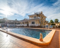 Revente - Villa - Torrevieja - Los Balcones