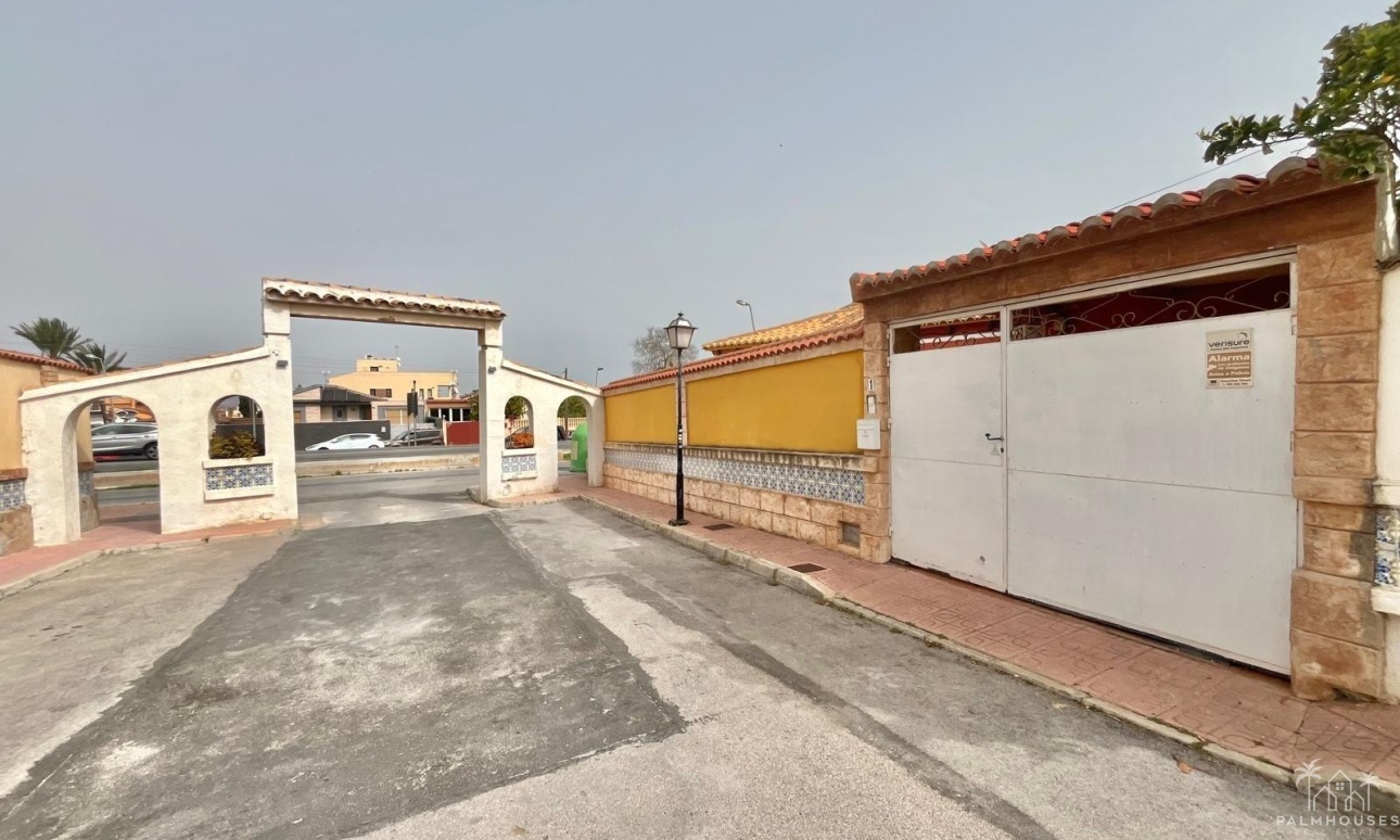 Revente - Villa - Torrevieja - Los Balcones