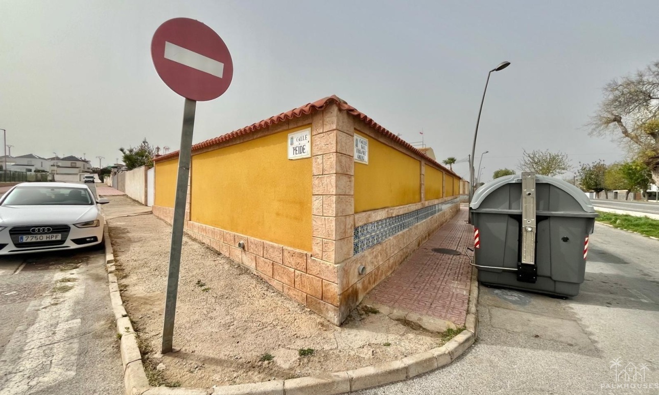 Revente - Villa - Torrevieja - Los Balcones