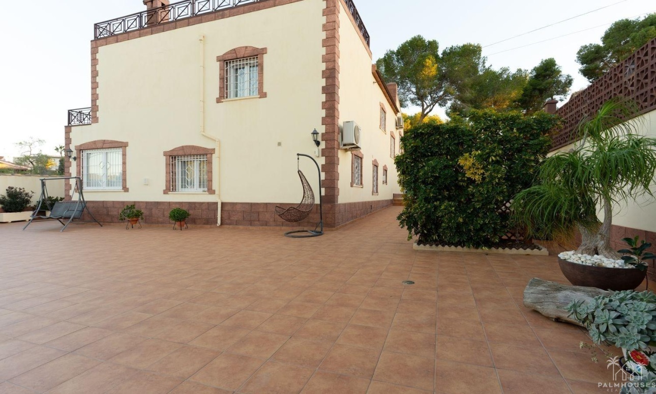 Revente - Villa - Torrevieja - Los Balcones
