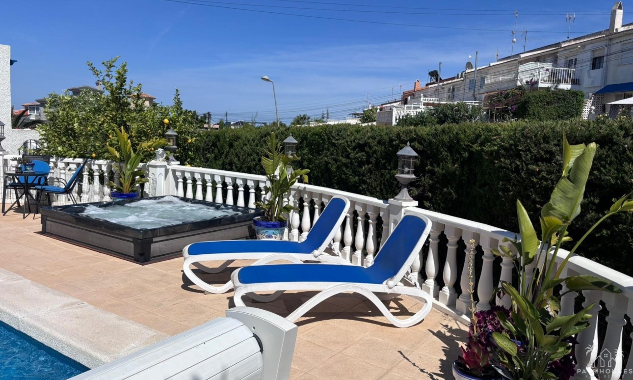 Revente - Villa - Torrevieja - Los Balcones