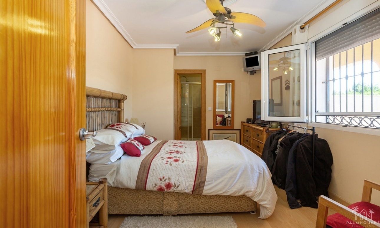 Revente - Villa - Torrevieja - Los Balcones