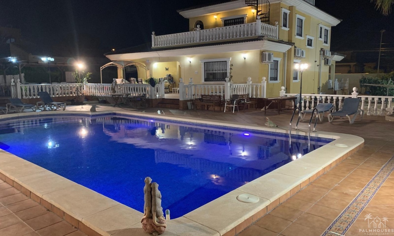 Revente - Villa - Torrevieja - Los Balcones