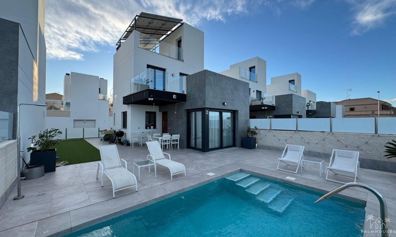 Revente - Villa - Torrevieja - Los Balcones