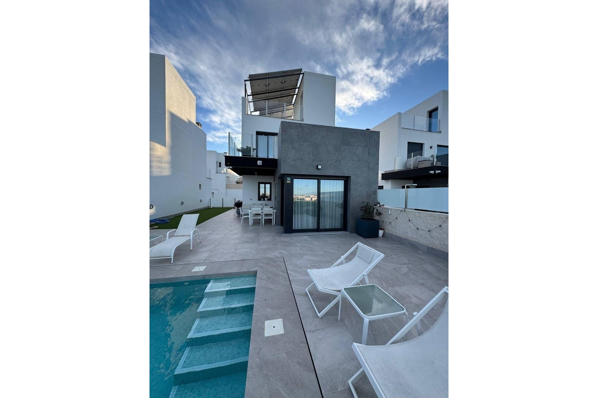 Revente - Villa - Torrevieja - Los Balcones