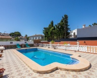 Revente - Villa - Torrevieja - Los Balcones