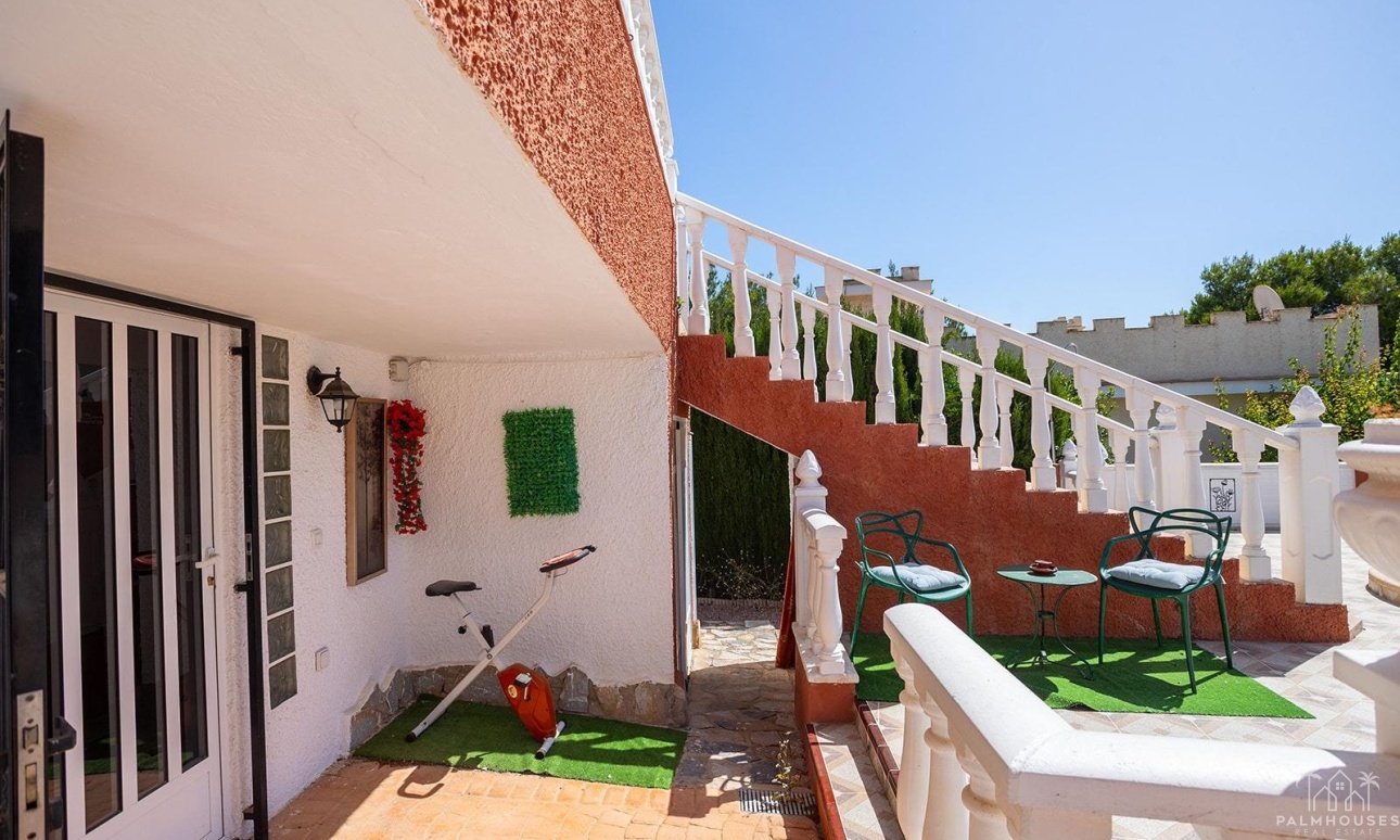 Revente - Villa - Torrevieja - Los Balcones