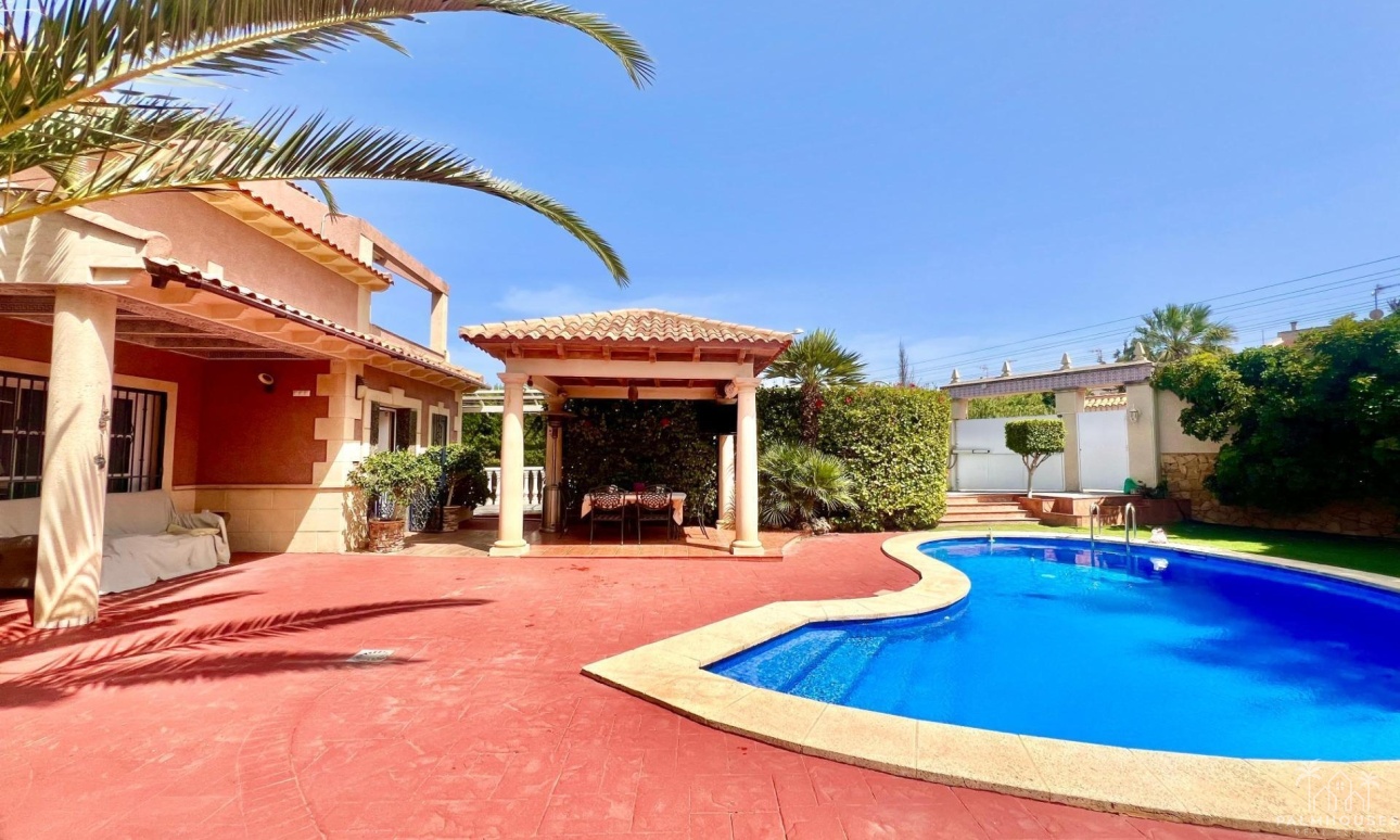 Revente - Villa - Torrevieja - Los Balcones