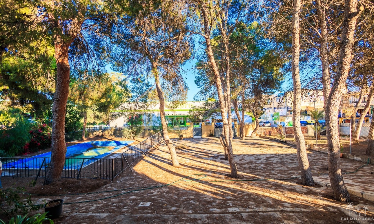 Revente - Villa - Torrevieja - Los Balcones