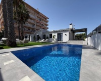 Revente - Villa - Torrevieja - Punta Prima