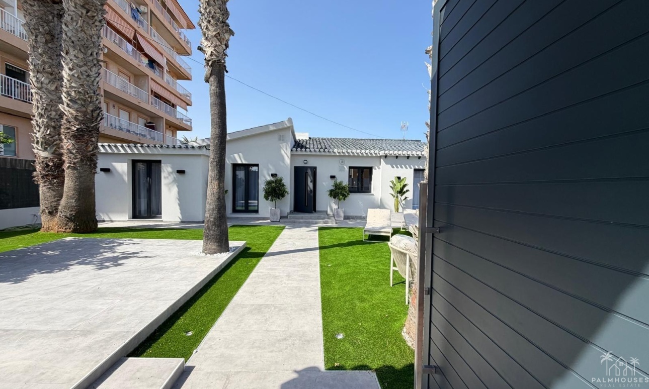 Revente - Villa - Torrevieja - Punta Prima