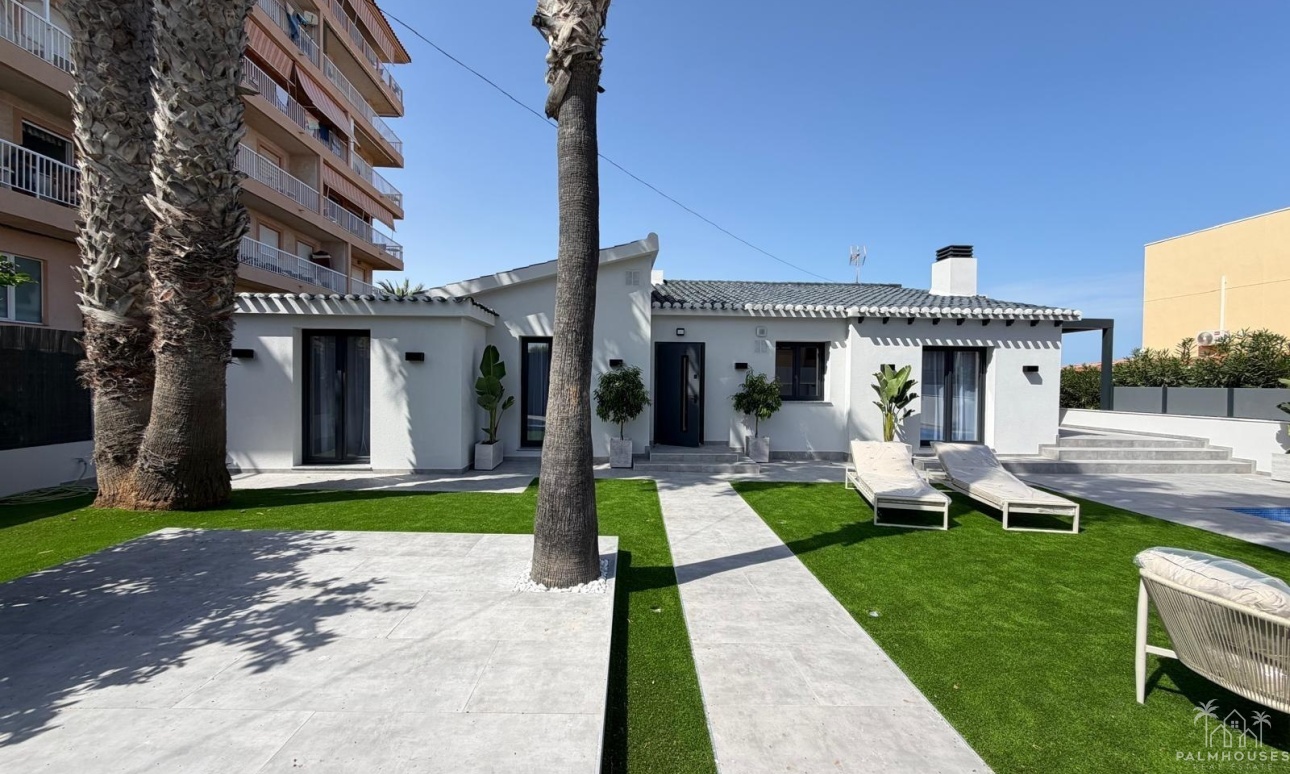 Revente - Villa - Torrevieja - Punta Prima