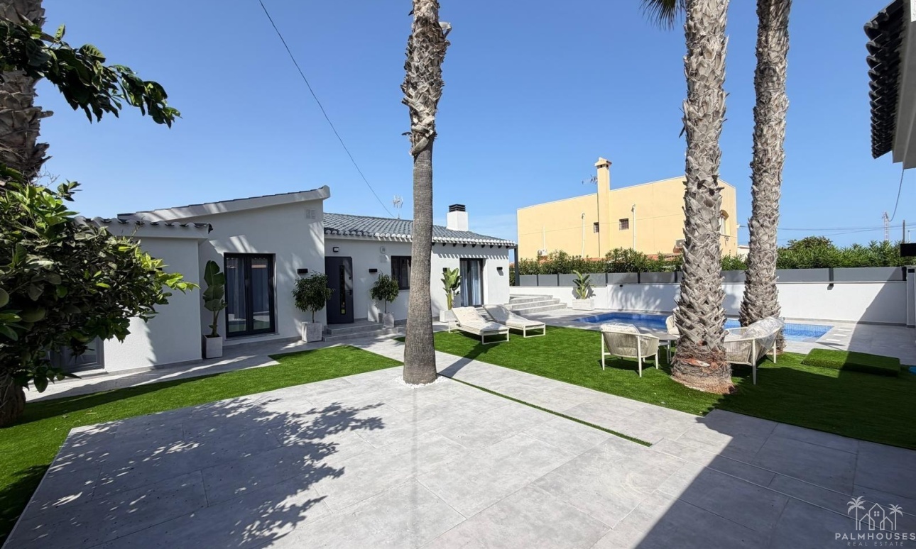 Revente - Villa - Torrevieja - Punta Prima