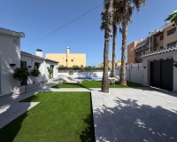 Revente - Villa - Torrevieja - Punta Prima