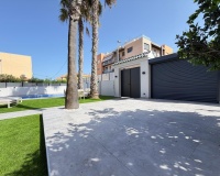 Revente - Villa - Torrevieja - Punta Prima