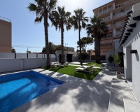 Revente - Villa - Torrevieja - Punta Prima