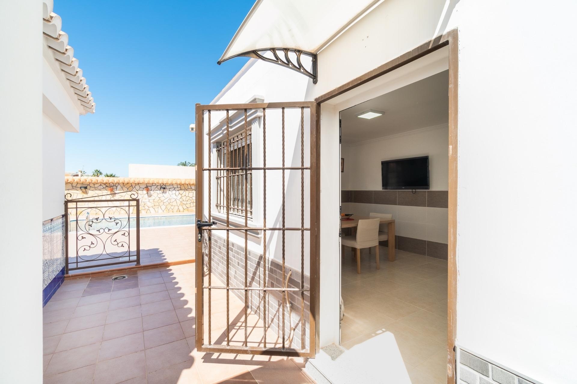 Revente - Villa - Torrevieja - Torreta - Florida