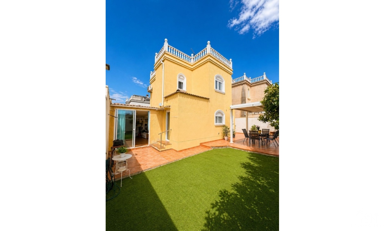 Revente - Villa - Torrevieja - Torrevieja Centro