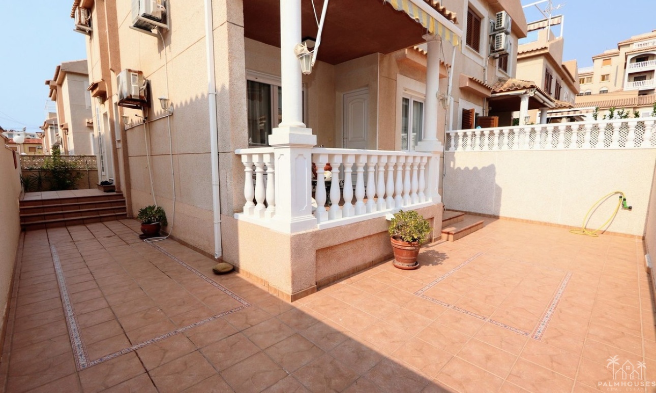 Revente - Villa - Torrevieja - Torrevieja Centro