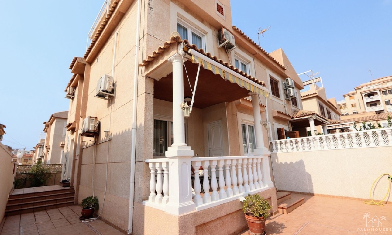 Revente - Villa - Torrevieja - Torrevieja Centro